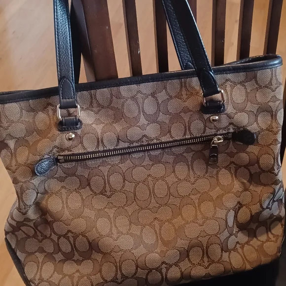 Coach Signature Brown Tote Bag - Picture 5 of 13